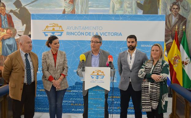 El autobús urbano será gratuito para menores, jubilados y estudiantes hasta 25 años en Rincón de la Victoria