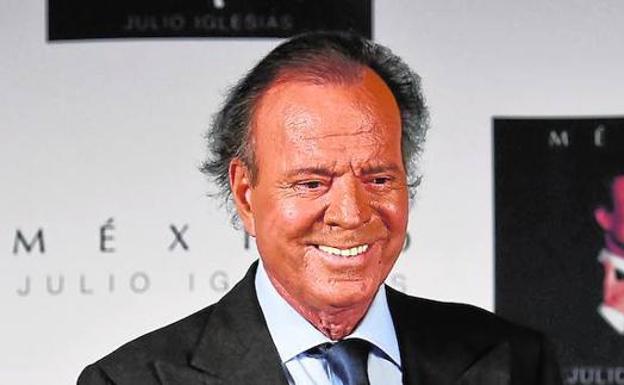 Julio Iglesias actuará en Fuengirola en su único concierto en España