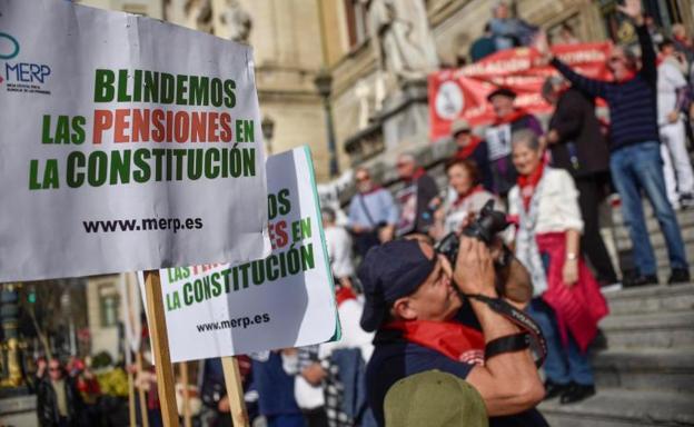 El nuevo decreto sobre las pensiones, al detalle: habrá subida y más control sobre los planes y los fondos