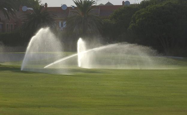 La Costa del Sol es la zona de Andalucía con mayor consumo de agua por habitante