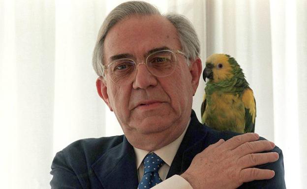 Rafael Pérez Estrada: El abogado que agitó la poesía