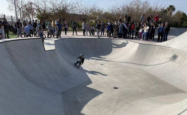 Inauguran un 'skate park' en Rincón de la Victoria con el nombre de Ignacio Echeverría