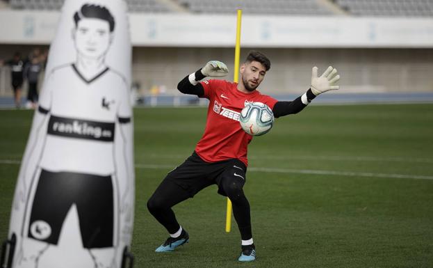 Pellicer convoca a los mismos jugadores de campo que para el partido anterior