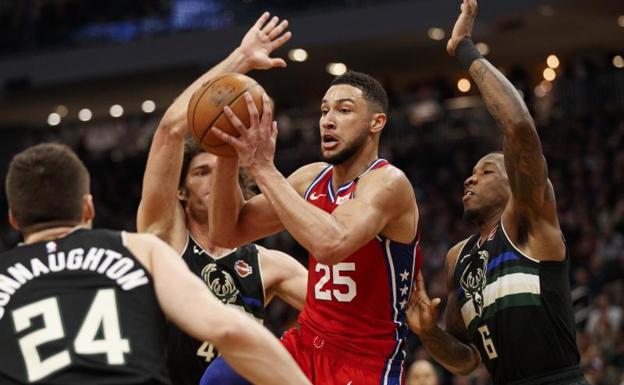 Los Sixers, los mejores en casa con triple-doble de Ben Simmons