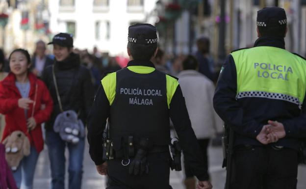 El adelanto de la edad de jubilación agrava el déficit de policías locales en la provincia de Málaga
