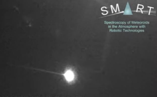 Una brillante bola de fuego cruza el cielo de Málaga