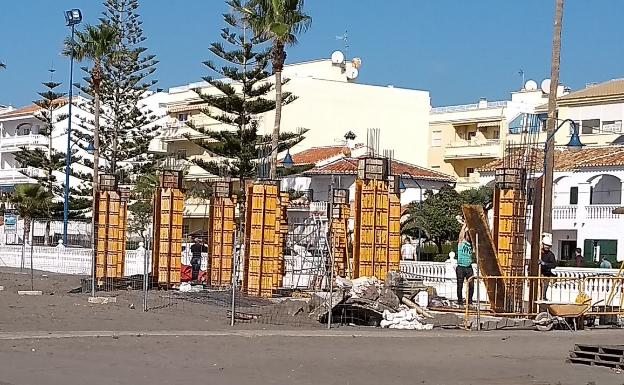 Ecologistas denuncian irregularidades en la construcción de un chiringuito en El Morche