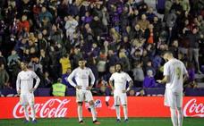El Madrid pierde la cabeza en vísperas del clásico