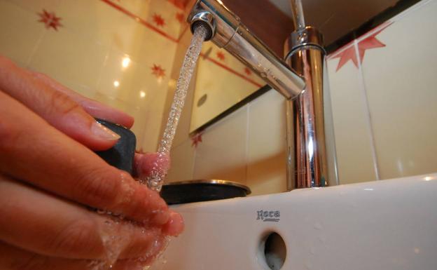 ¿Cómo hay que lavarse las manos? Estas son las recomendaciones de la OMS ante posibles contagios