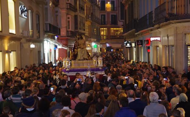El Cristo de los Estudiantes, imán de devoción para el vía crucis de cuaresma