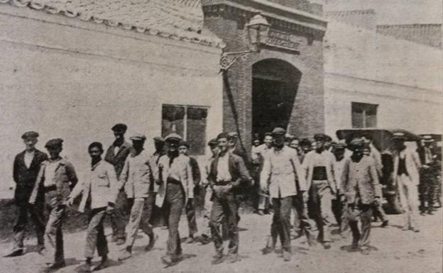 La exitosa historia de la pionera fábrica de chocolate 'La Riojana' en Málaga...