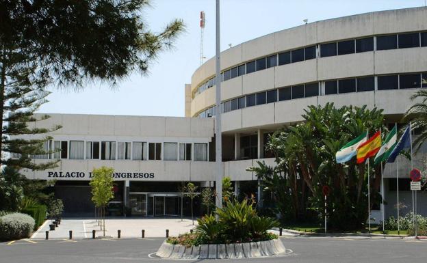 Torremolinos despide a tres trabajadores del Palacio de Congresos