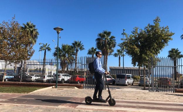 El 'parking' de la Marina será el primero con una zona reservada para patinetes