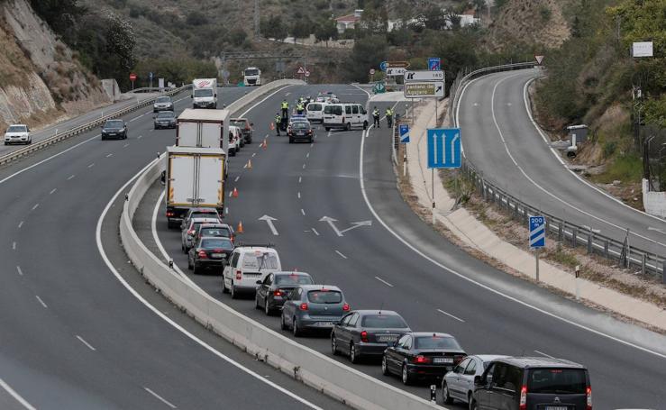 Controles en mitad de la autovía y en los peajes de autopistas de Málaga