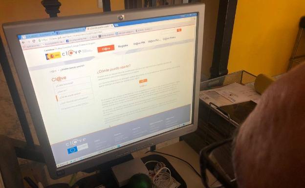 El Ayuntamiento de Estepona realiza más de 250 certificados digitales desde el inicio del estado de alarma