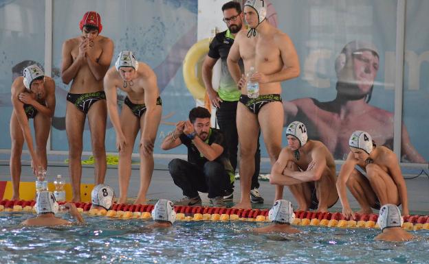 El coronavirus ataca el proyecto de cantera del Club Waterpolo Málaga