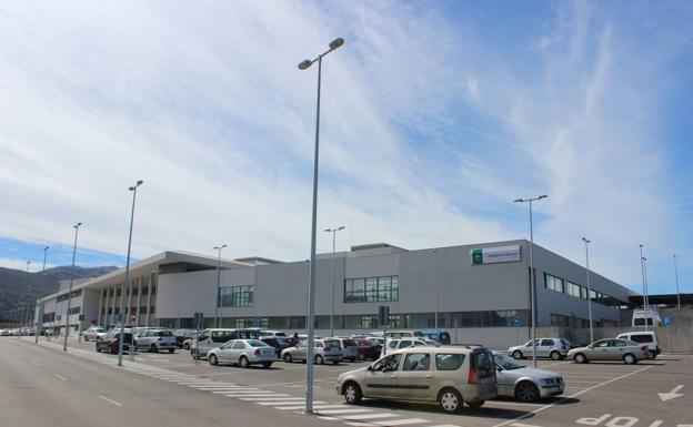Los pacientes ingresados por Covid-19 en el Hospital de la Serranía se mantienen en 22
