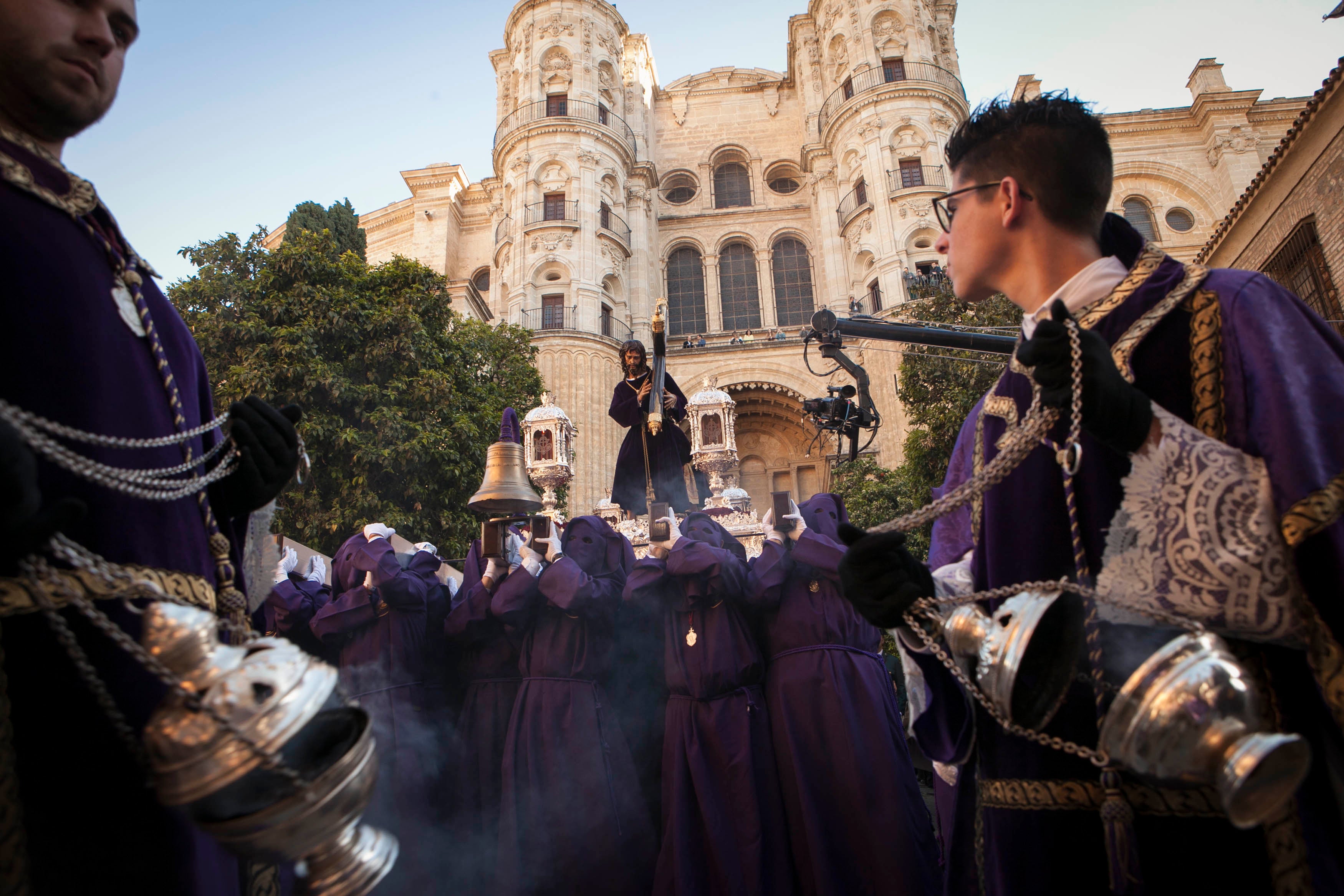 Estación de penitencia de Pasión en la Catedral en 2018