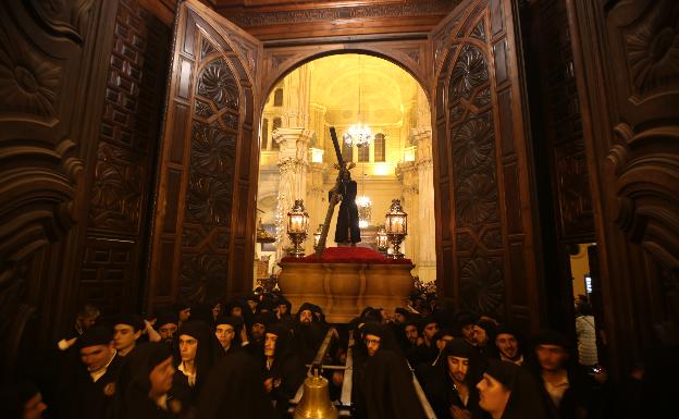 Aires de barrio en la Catedral