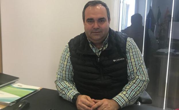 Félix Lozano, alcalde de Pizarra: «Cuando todo pase, tenemos que ser muy rápidos en ofrecer ayuda a los empresarios»