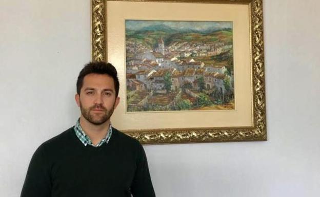 Francisco Javier Anet: «Realizamos una limpieza concienzuda en la única residencia de Arriate»