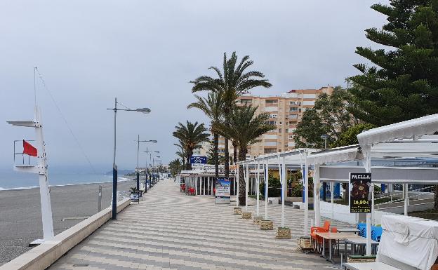 Torrox reclama al Gobierno central que suprima el canon a los chiringuitos este año
