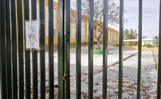 La comunidad educativa considera precipitado pensar en una vuelta al colegio en lo que queda de curso