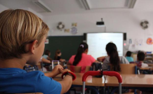 Educación envía instrucciones a los centros para un fin de curso sin actividad presencial