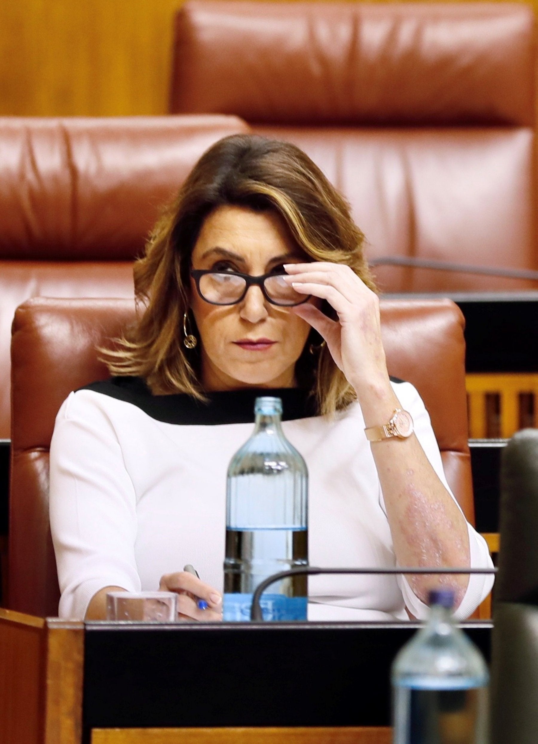 Susana Díaz: «Rememos juntos y no usemos los remos para golpearnos»