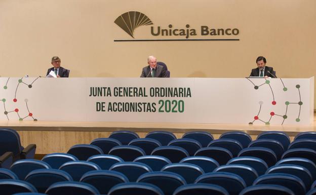 Azuaga: «Podemos abordar el papel que el cambio profundo nos demanda»