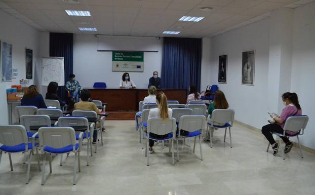 El Ayuntamiento reestructura personal de las concejalías de Juventud, Cultura y Deportes, con el que refuerza Asuntos Sociales