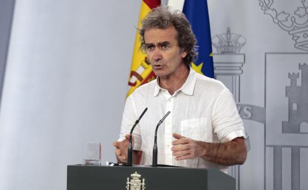 Fernando Simón, sobre la apertura de las piscinas: «Hay que valorarlo con prudencia, día a día»