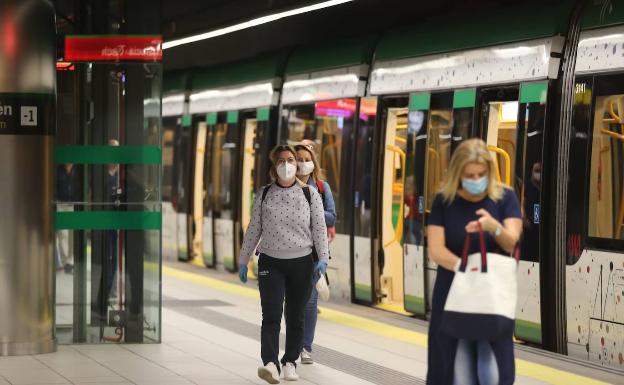 Metro y Cercanías recuperarán su frecuencia habitual en Málaga a partir del lunes