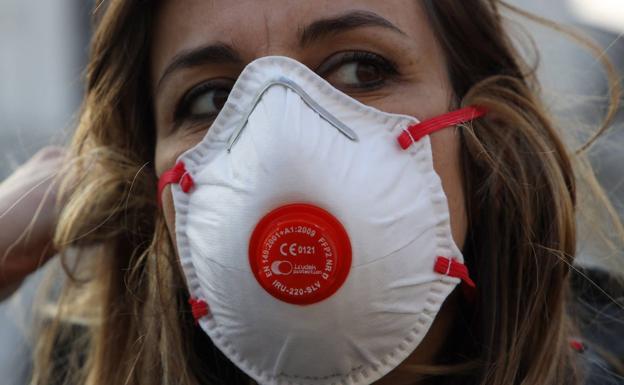 ¿Evitan las mascarillas con válvula la propagación del coronavirus?