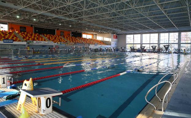 La natación estalla ante la desescalada en las piscinas