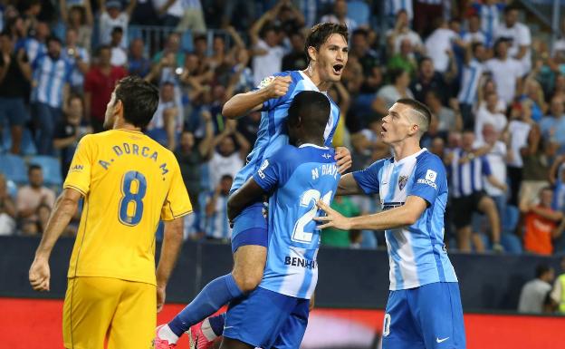 El Málaga, abonado a jugar de noche sus partidos en casa por el calor