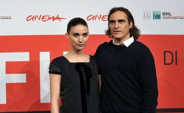 Joaquin Phoenix y Rooney Mara esperan su primer hijo juntos