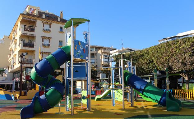 Ejecutan una puesta a punto de los parques infantiles con motivo de la desescalada