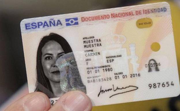 Policía Nacional recuerda que la validez de los DNI caducados se amplía un año ante el colapso de la cita previa