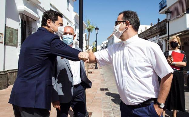 Moreno califica de «pataleta» el abandono de PSOE y Adelante de la comisión del Covid por presidirla Vox