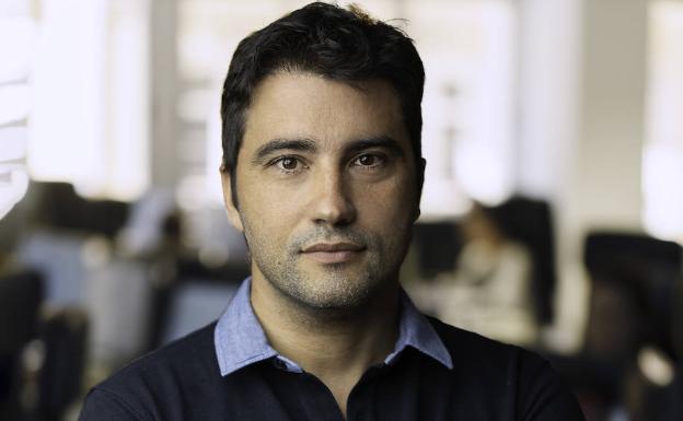 «En la venta de Panoramio hubo suerte; en la de Freepik no: 16 ofertas en la mesa no son por casualidad»