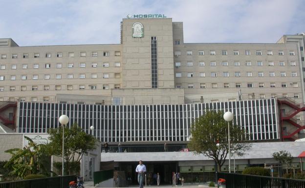 Archivan el caso por la muerte de una mujer en un ascensor del hospital sevillano de Valme tras retirar la acusación sus familiares