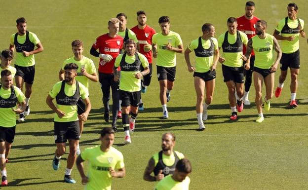 Buenacasa, goleador en el partido que organizó el Málaga en su entrenamiento