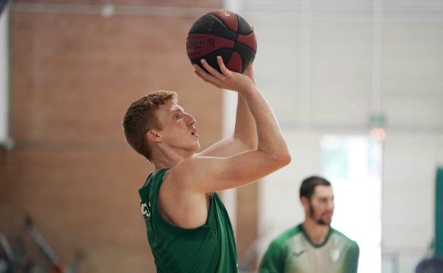 El Unicaja no se olvida de Alberto Díaz