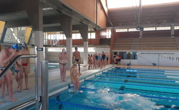 La cantera del Club Waterpolo Málaga retoma la actividad