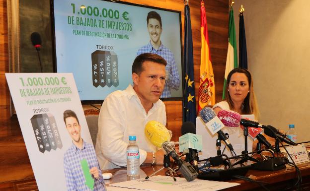 Torrox da luz verde a un paquete de rebajas fiscales de un millón de euros para 2021