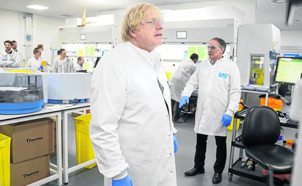 Johnson quizás ha perdido su estatua