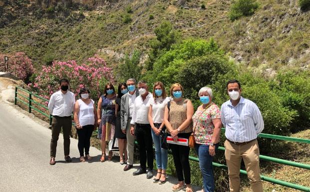 Habilitan un sendero para poner en valor los antiguos molinos de harina entre Canillas de Albaida y Árchez