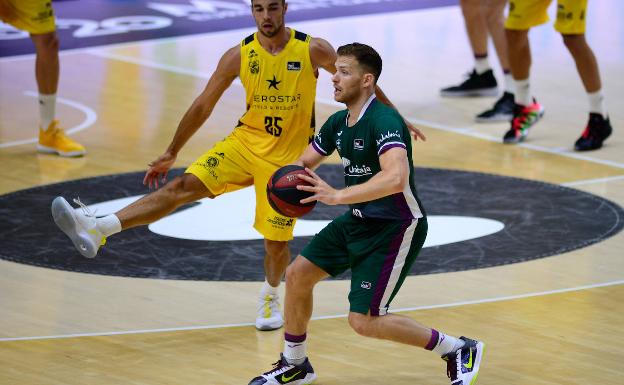 Mekel, con 19 asistencias en sus dos partidos, da sentido al 'nuevo' Unicaja
