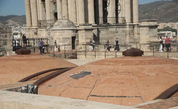 La Catedral entra en la lista roja de los edificios de Málaga en mal estado